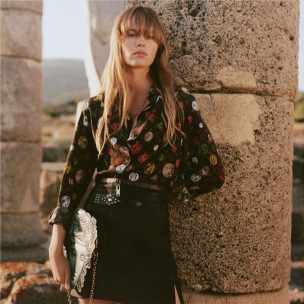 新作 ルイヴィトン ヘッドポーチ 彫刻 芸術 ショルダーバッグ偽物 M80921